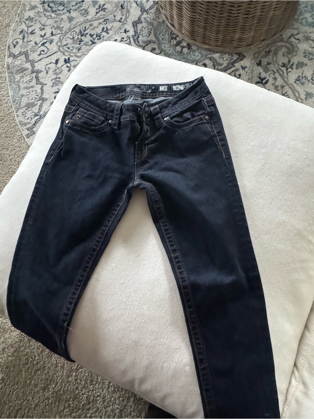 Slim Fit Women's Jeans - Miss Me
